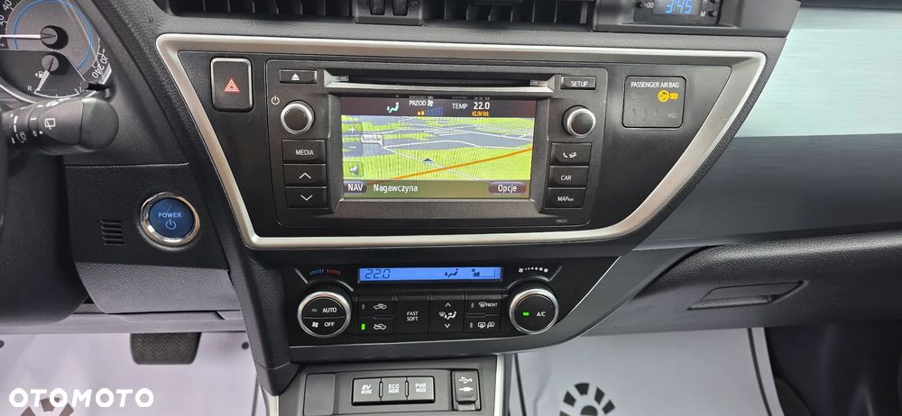 Toyota Auris 1.8 HSD Luna - 14