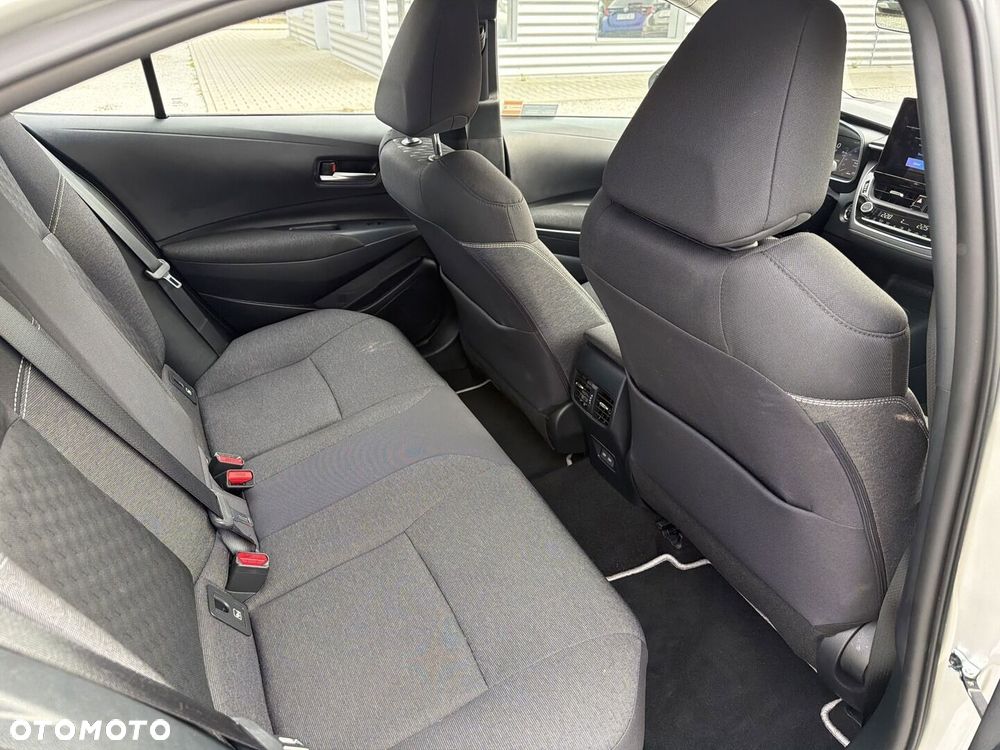 Toyota Corolla 1.8 Hybrid Comfort - 10