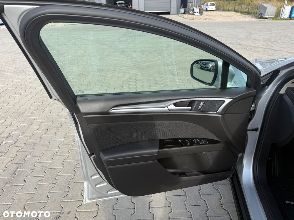 Ford Mondeo 2.0 TDCi STart-Stopp Titanium - 22