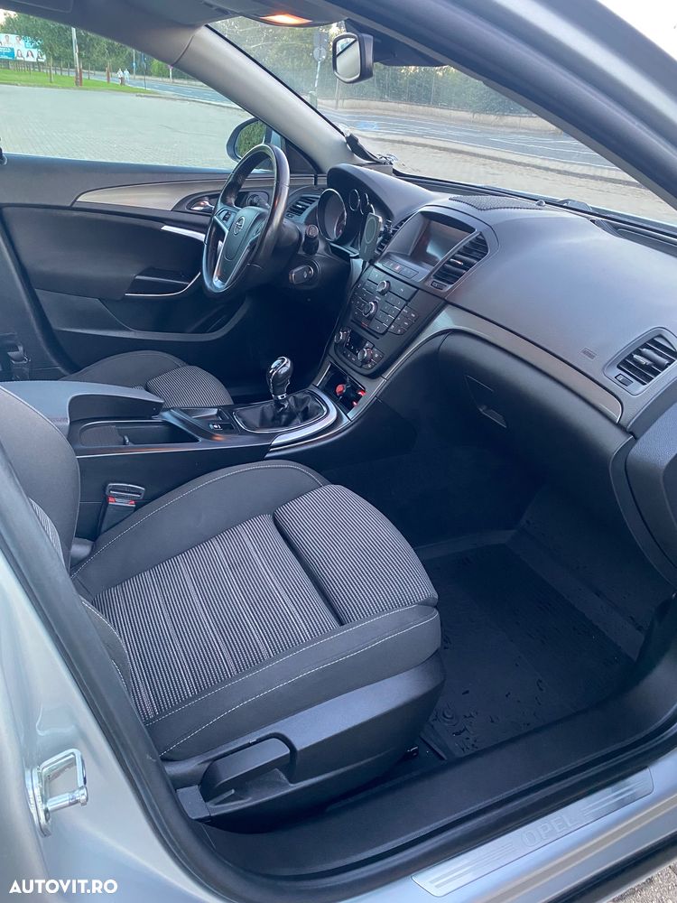 Opel Insignia 2.0 CDTI - 7