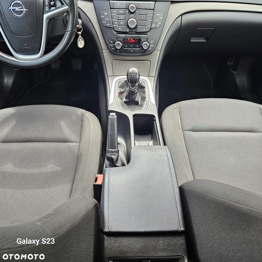 Opel Insignia 1.6 Design Edition - 21