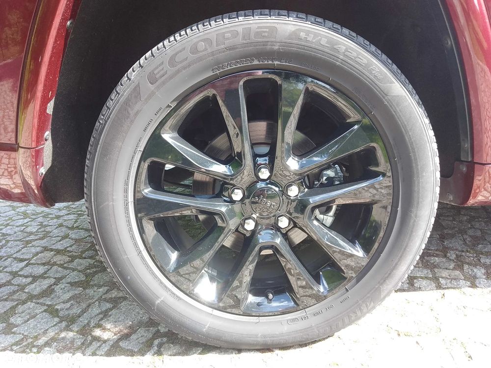 Jeep Grand Cherokee - 11