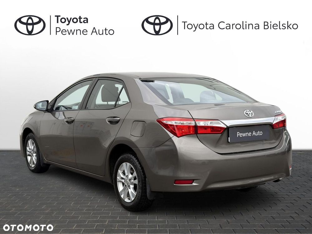 Toyota Corolla - 2