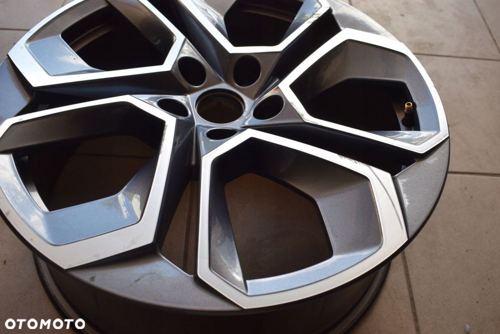 Skoda 7,5Jx19 5x112 ET48 - 4