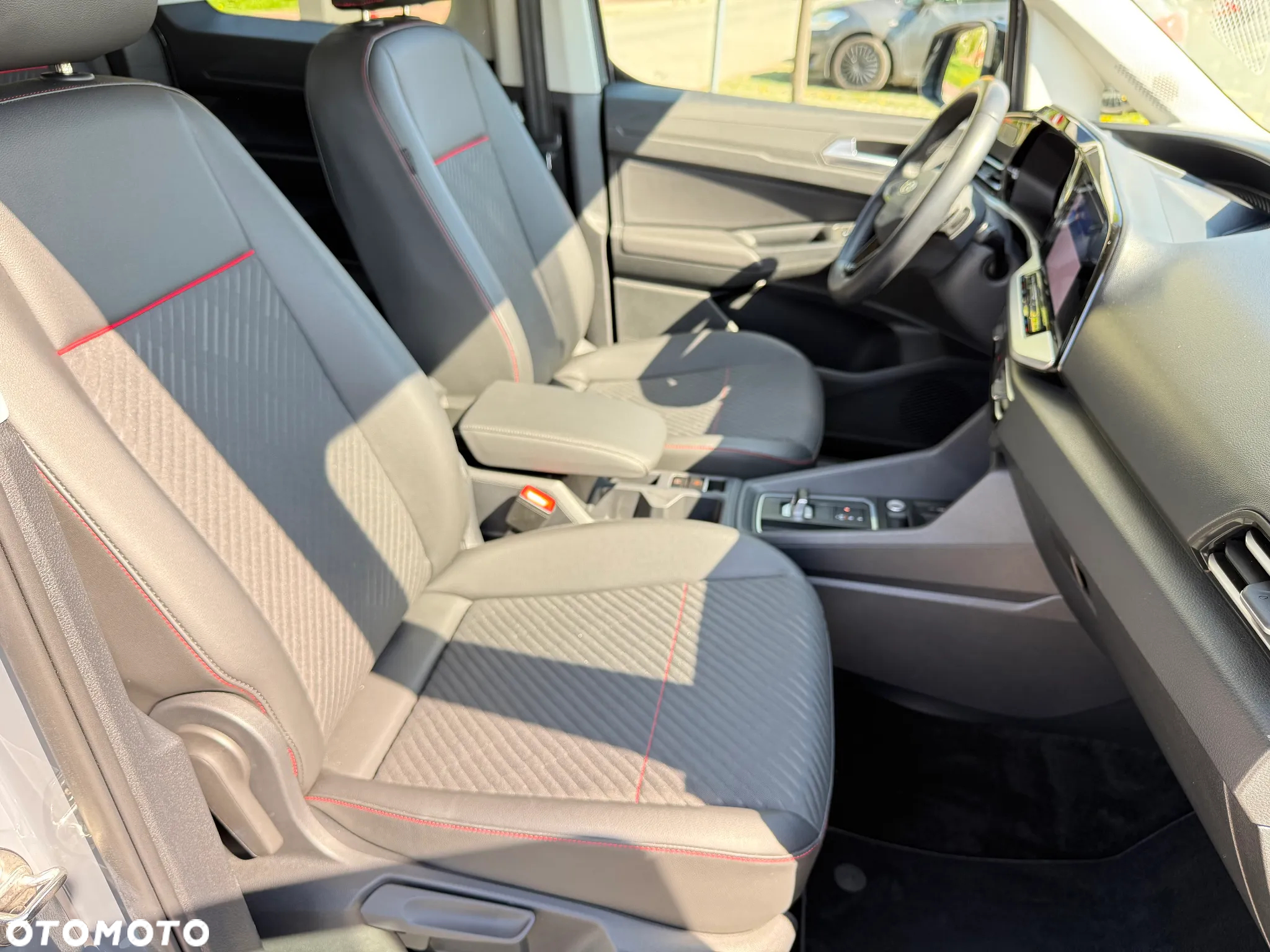 Ford Tourneo Connect - 10