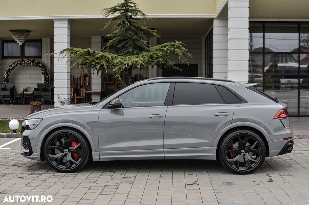 Audi RS Q8 TFSI quattro tiptronic - 24
