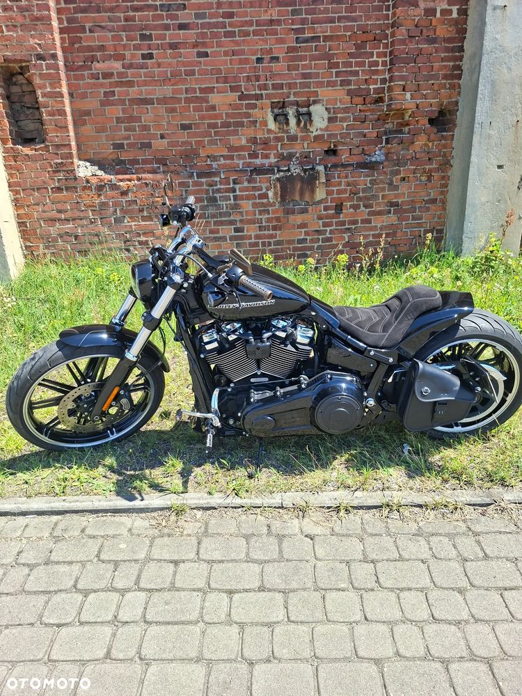 Harley-Davidson FXSB Breakout - 22