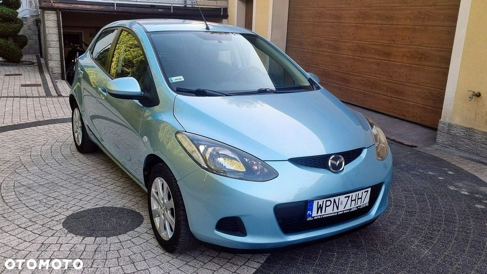 Mazda 2 - 8