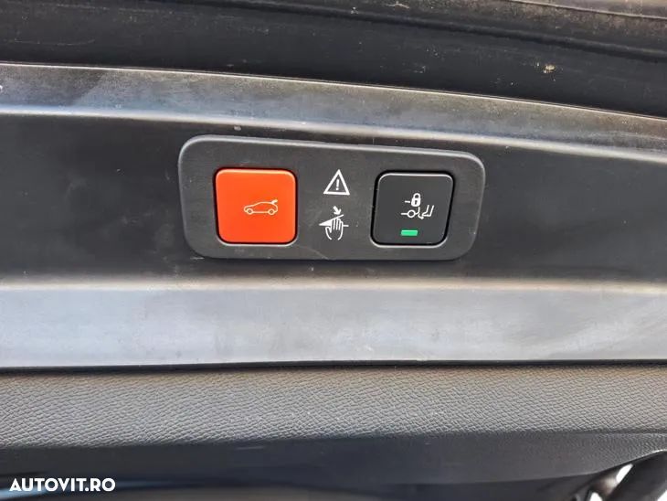 Peugeot 5008 1.5L BlueHDI EAT8 S&S Allure Pack - 20