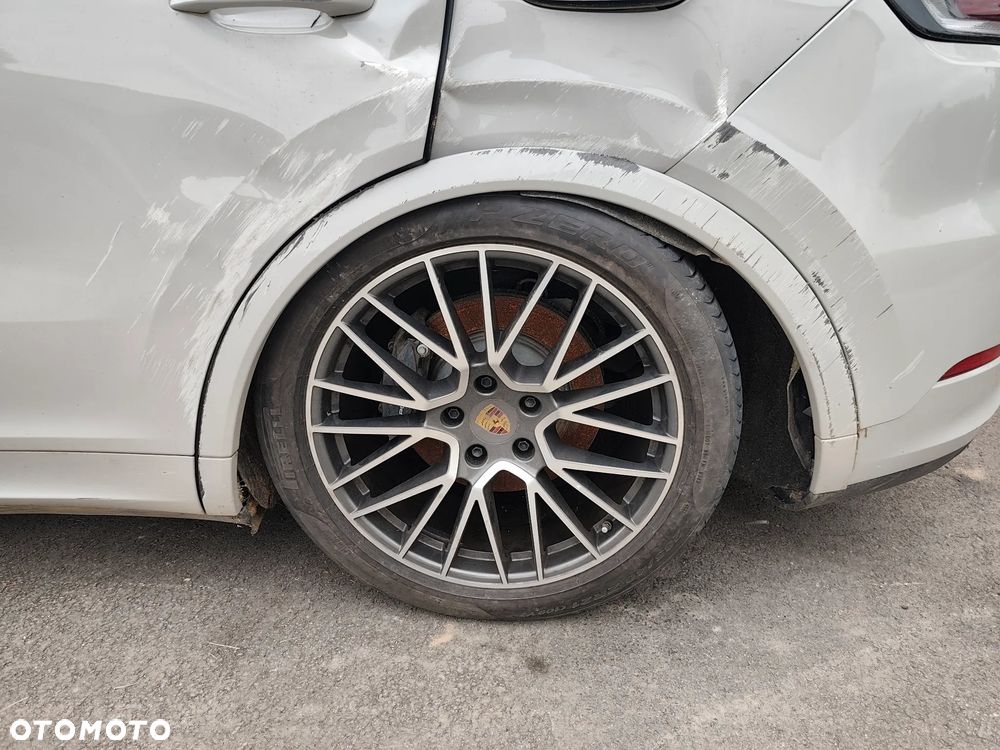 Porsche Cayenne S E-Hybrid Tiptronic S - 8