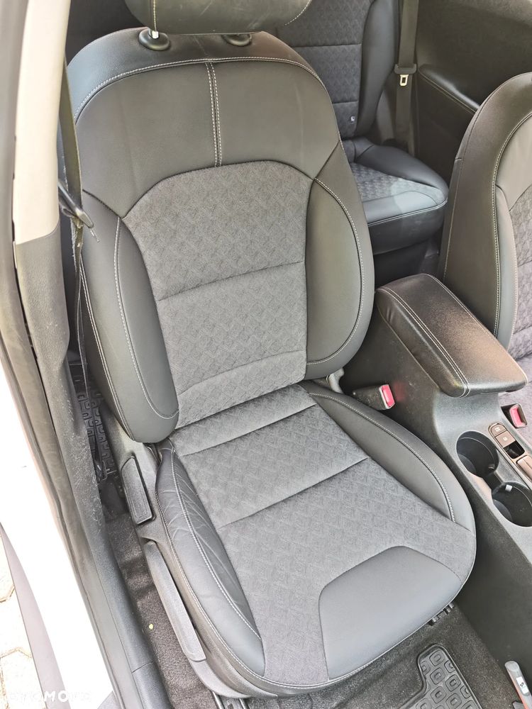 Kia Niro 1.6 GDI HEV 2WD OPF Spirit - 16