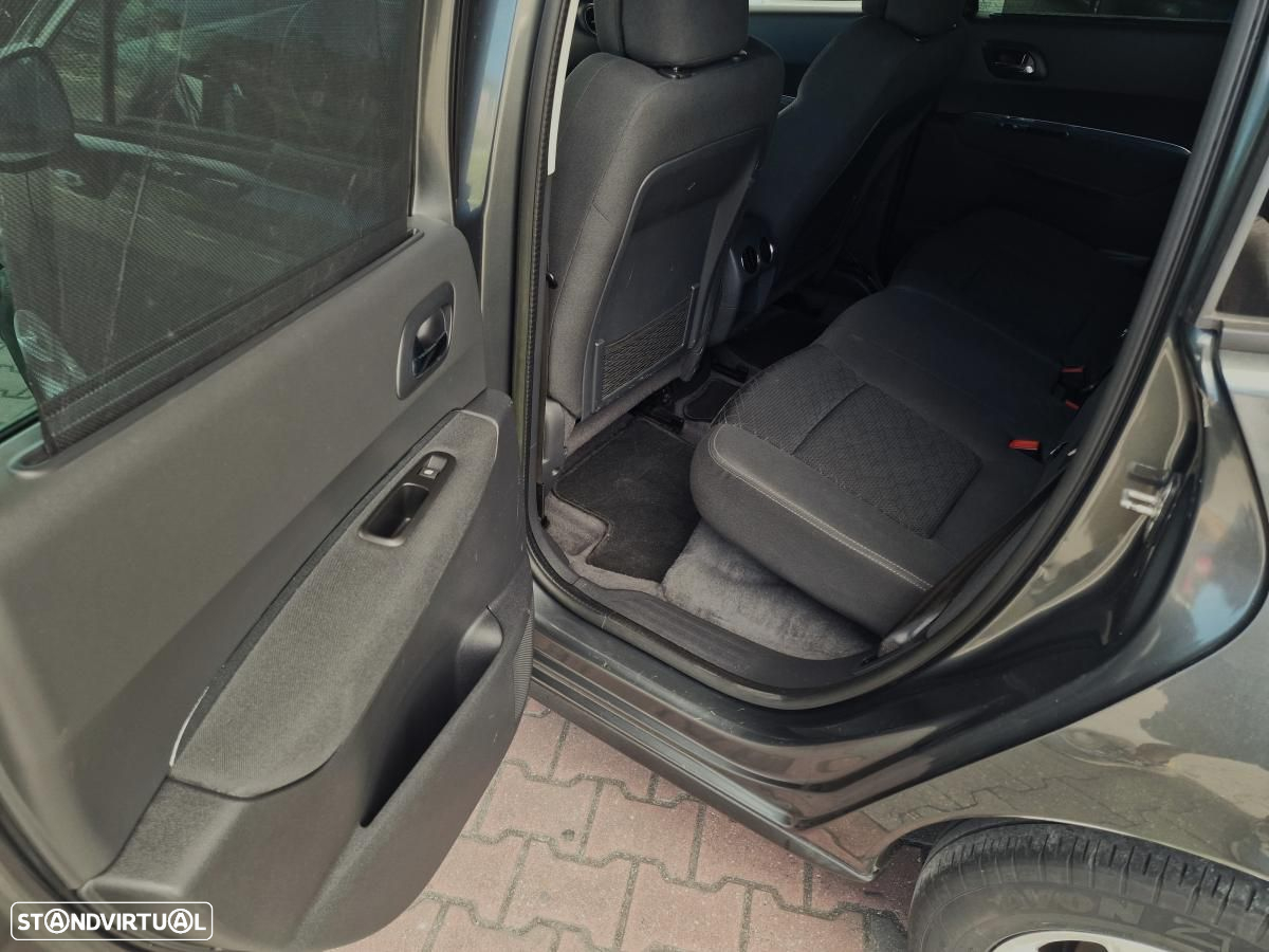 Peugeot 3008 1.6 e-HDi SE Style 2-Tronic - 16
