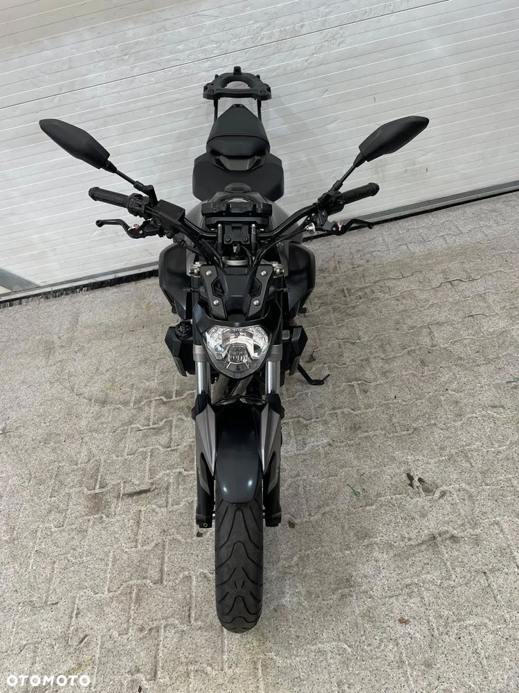 Yamaha MT - 20