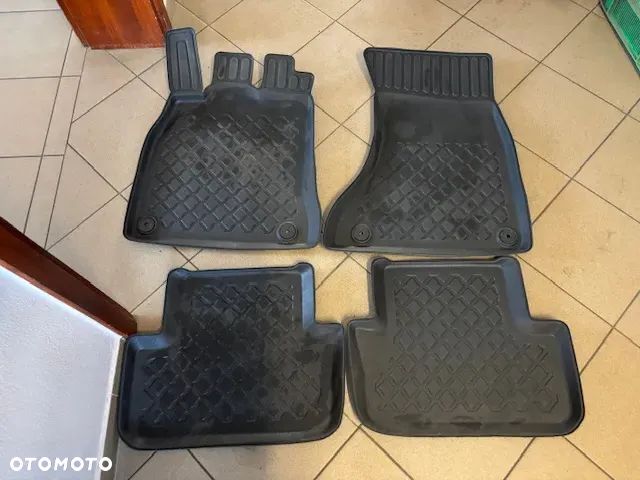 KOMPLET DYWANIKI GUMOWE AUDI A4 B8 A5 - 1