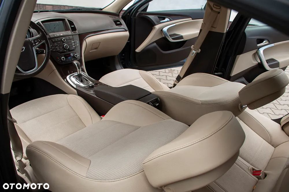 Opel Insignia 2.0 CDTI - 21