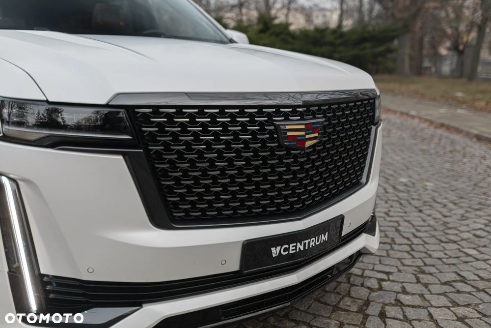 Cadillac Escalade - 7