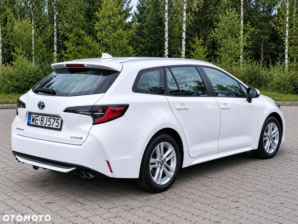 Toyota Corolla 2.0 Hybrid Comfort - 3