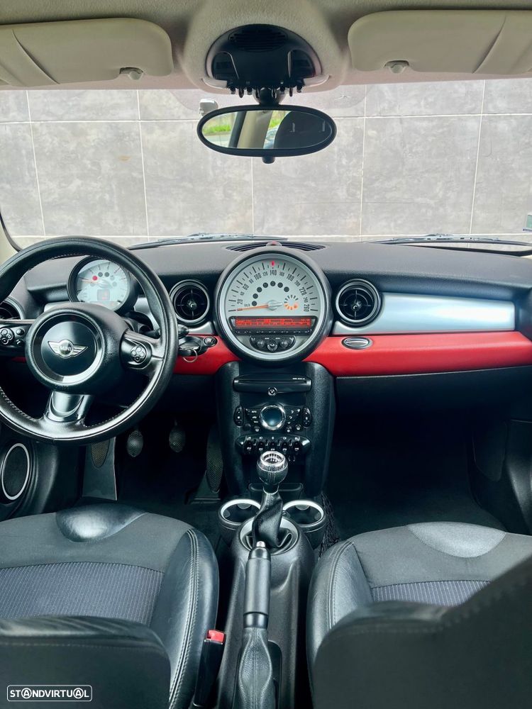 MINI 3 Portas Cooper D - 11