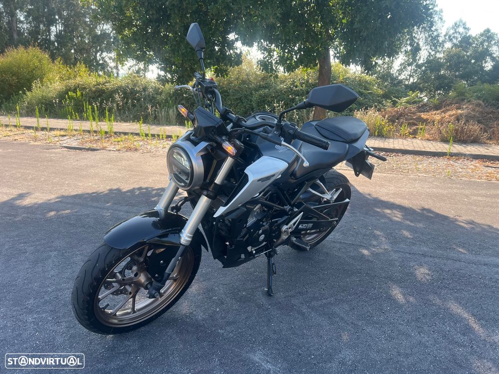 Honda CB 125 R - 7