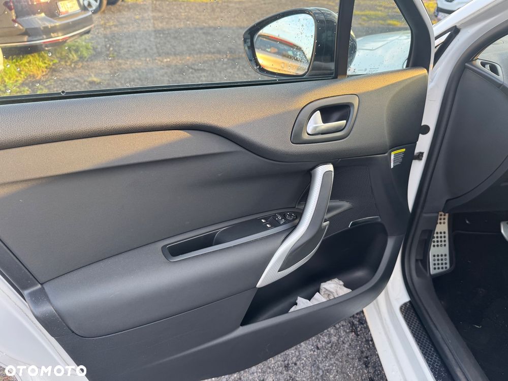 DS Automobiles DS 4 Crossback - 17