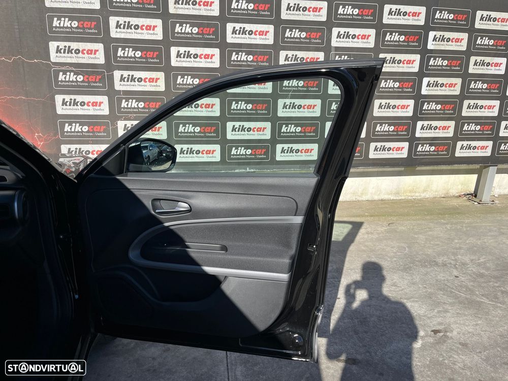 Jeep Avenger 1.2 GSE T3 Longitude - 45