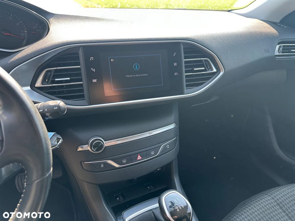 Peugeot 308 PureTech 130 GPF Stop & Start Allure Pack - 10