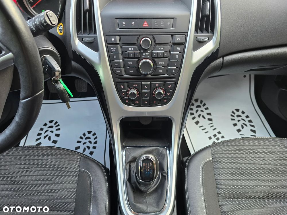 Opel Astra 1.4 Turbo Style - 24