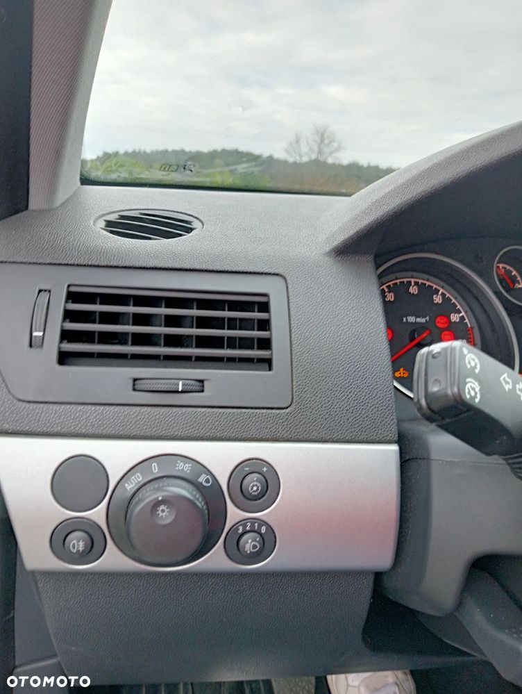 Opel Astra 1.8 Enjoy - 16