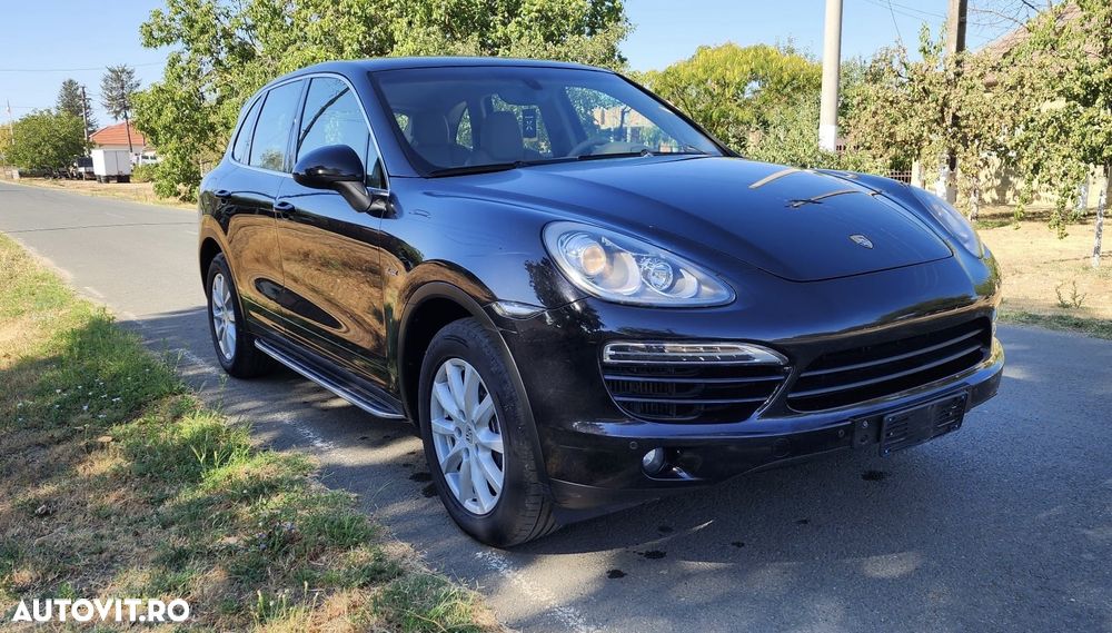 Porsche Cayenne - 2