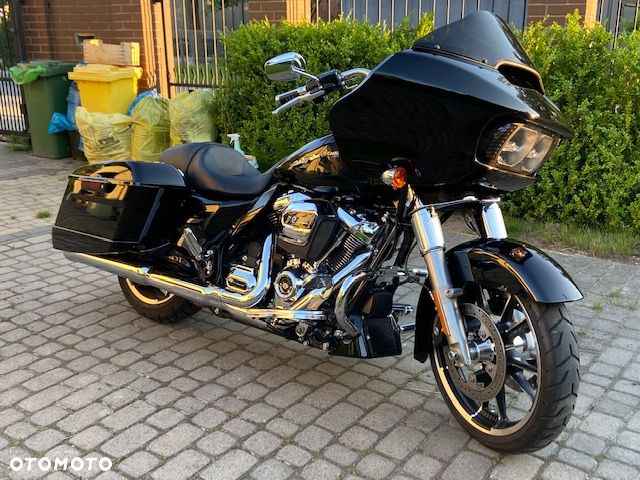 Harley-Davidson Touring Road Glide - 20