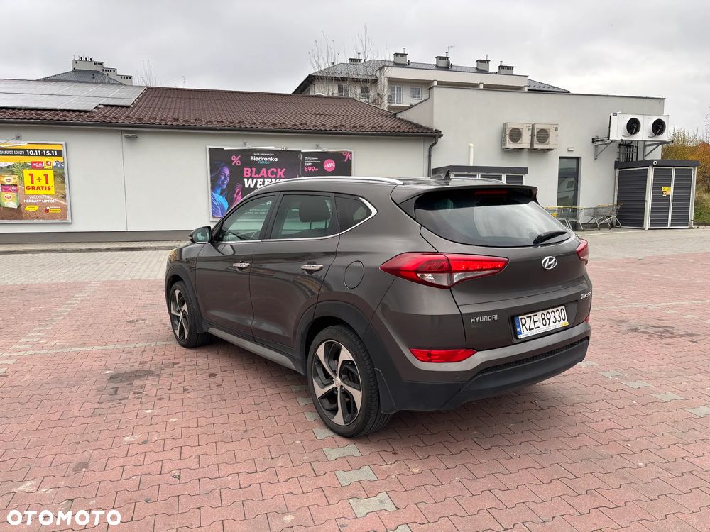 Hyundai Tucson 1.7 CRDI BlueDrive Style 2WD DCT - 10
