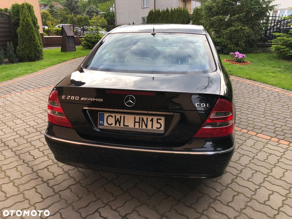 Mercedes-Benz Klasa E 280 CDI 4Matic Automatik Avantgarde DPF - 3
