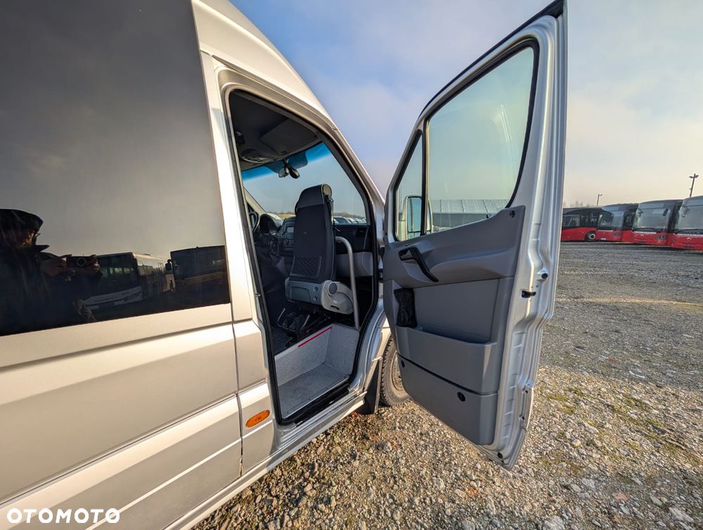 Mercedes-Benz Sprinter 519 - 12