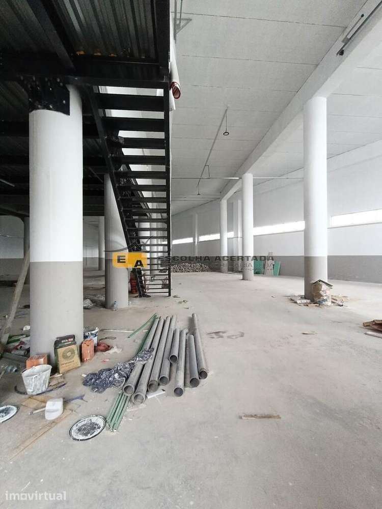 Armazém industrial S. Tirso - Grande imagem: 4/7