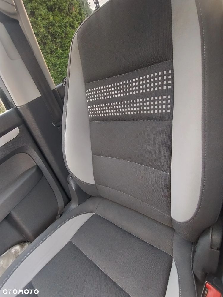 Volkswagen Touran 2013
