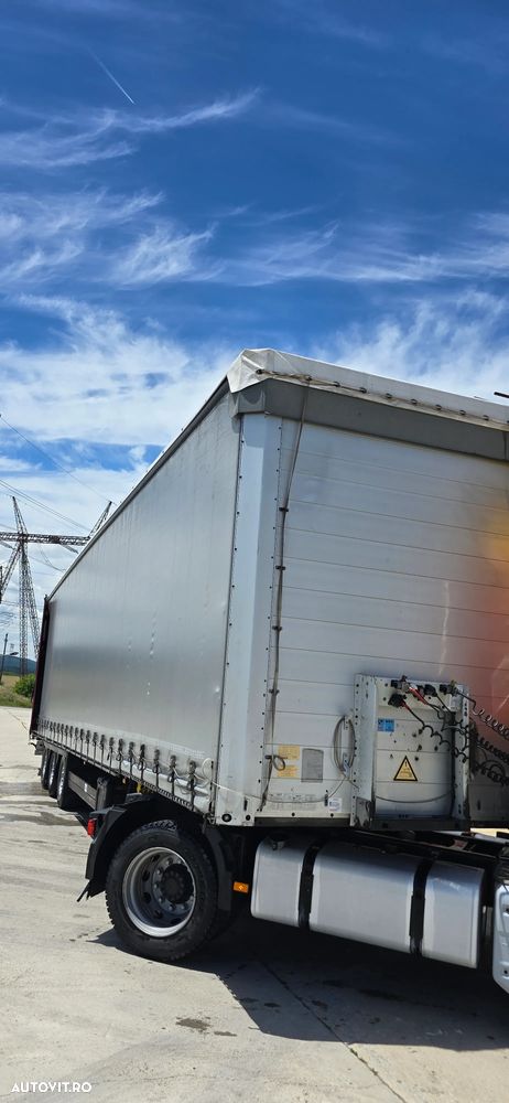 Schmitz Cargobull SCB - 1
