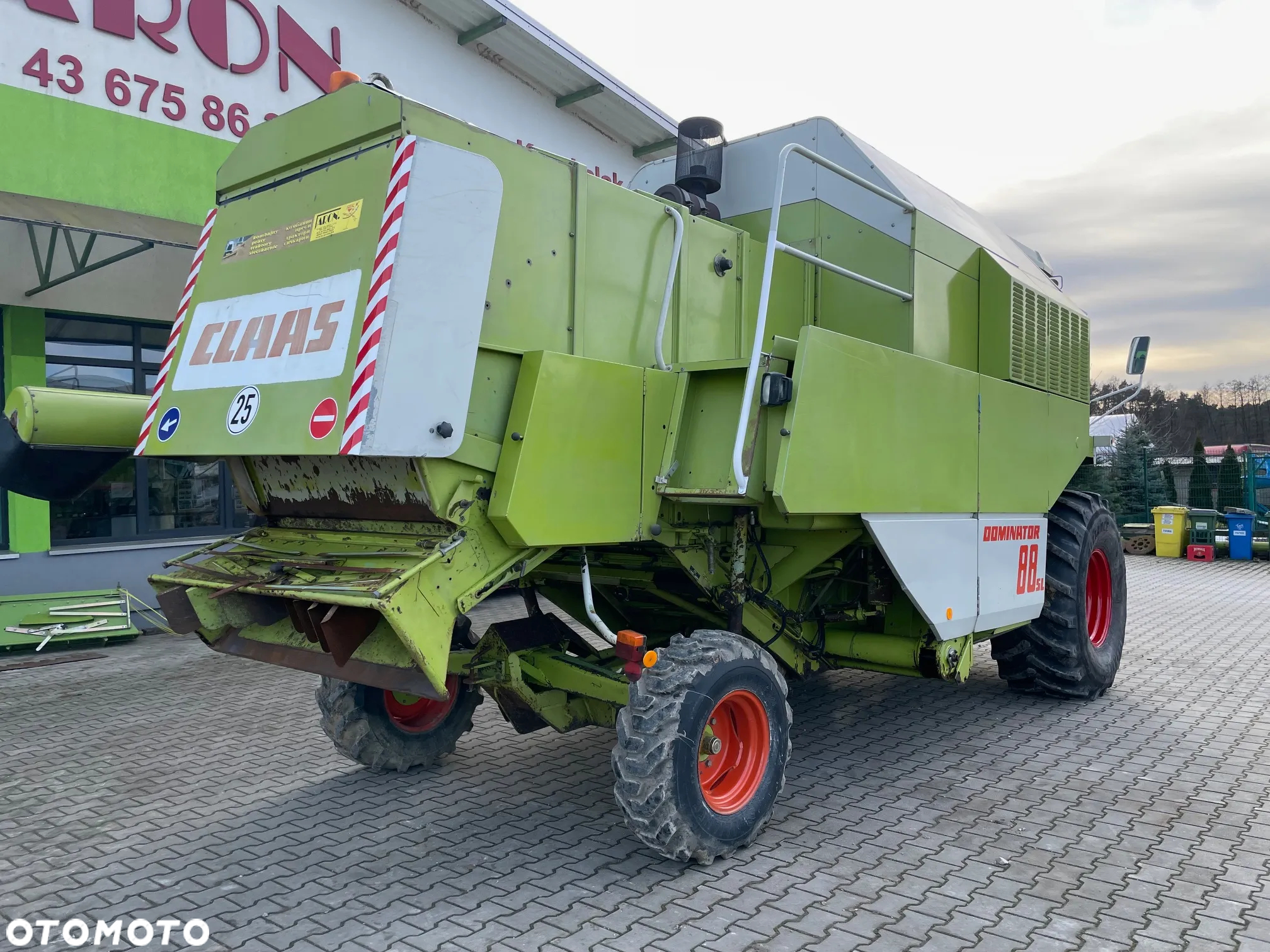 Claas Dominator 88 SL - 8