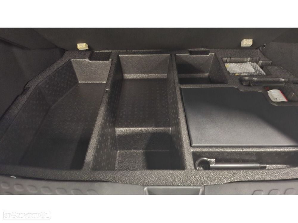 Toyota C-HR 2.0 Hybrid Lounge - 13