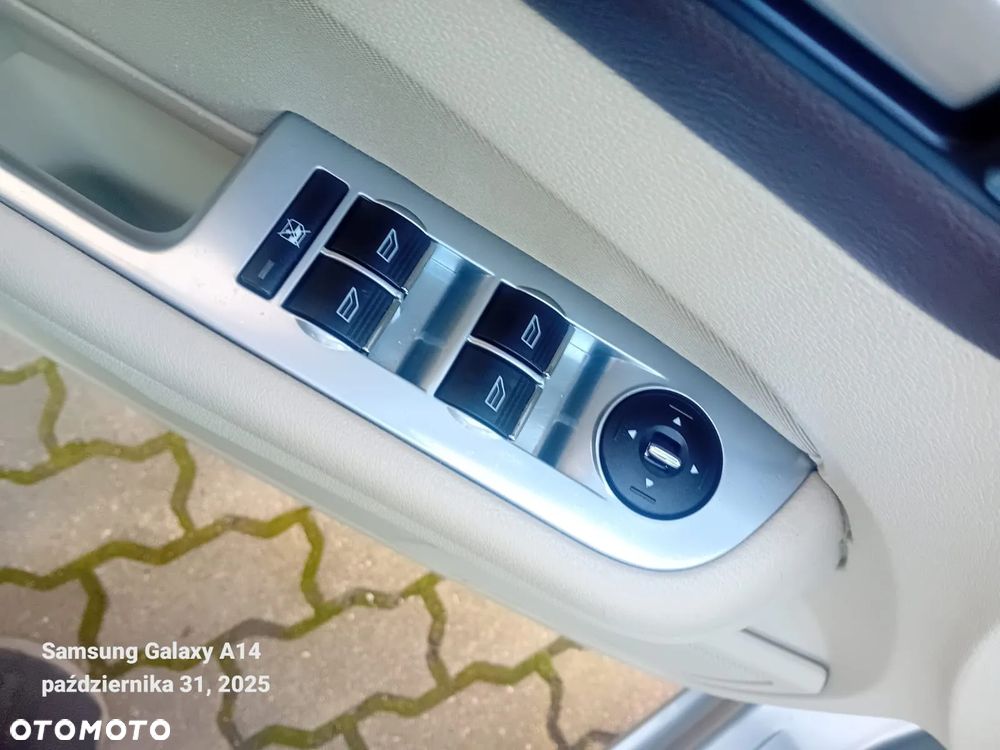 Ford Focus 1.6 16V Ghia - 7