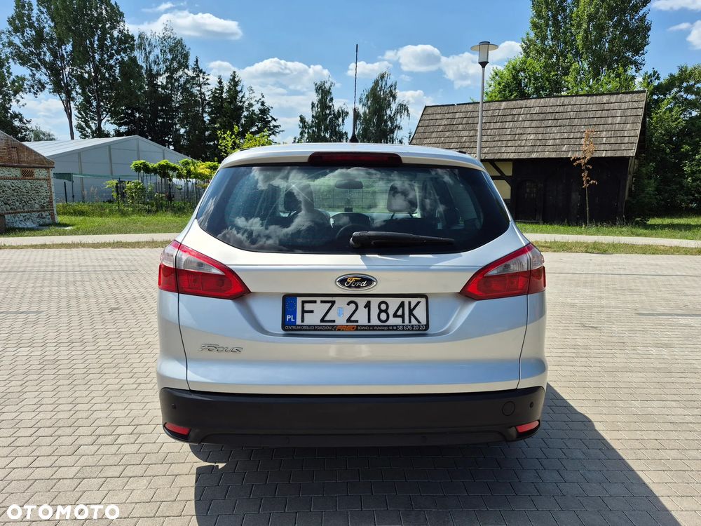 Ford Focus 1.6 TDCi Ambiente - 27