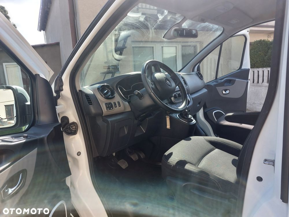 Renault Trafic - 11