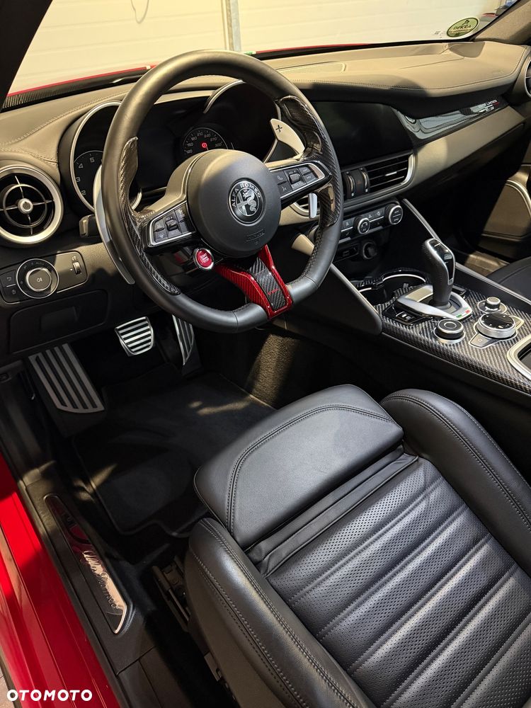 Alfa Romeo Giulia 2.9 Bi Turbo V6 Quadrifoglio - 5