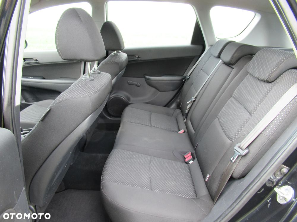 Hyundai i30 i30cw 1.6 CRDi Classic - 18
