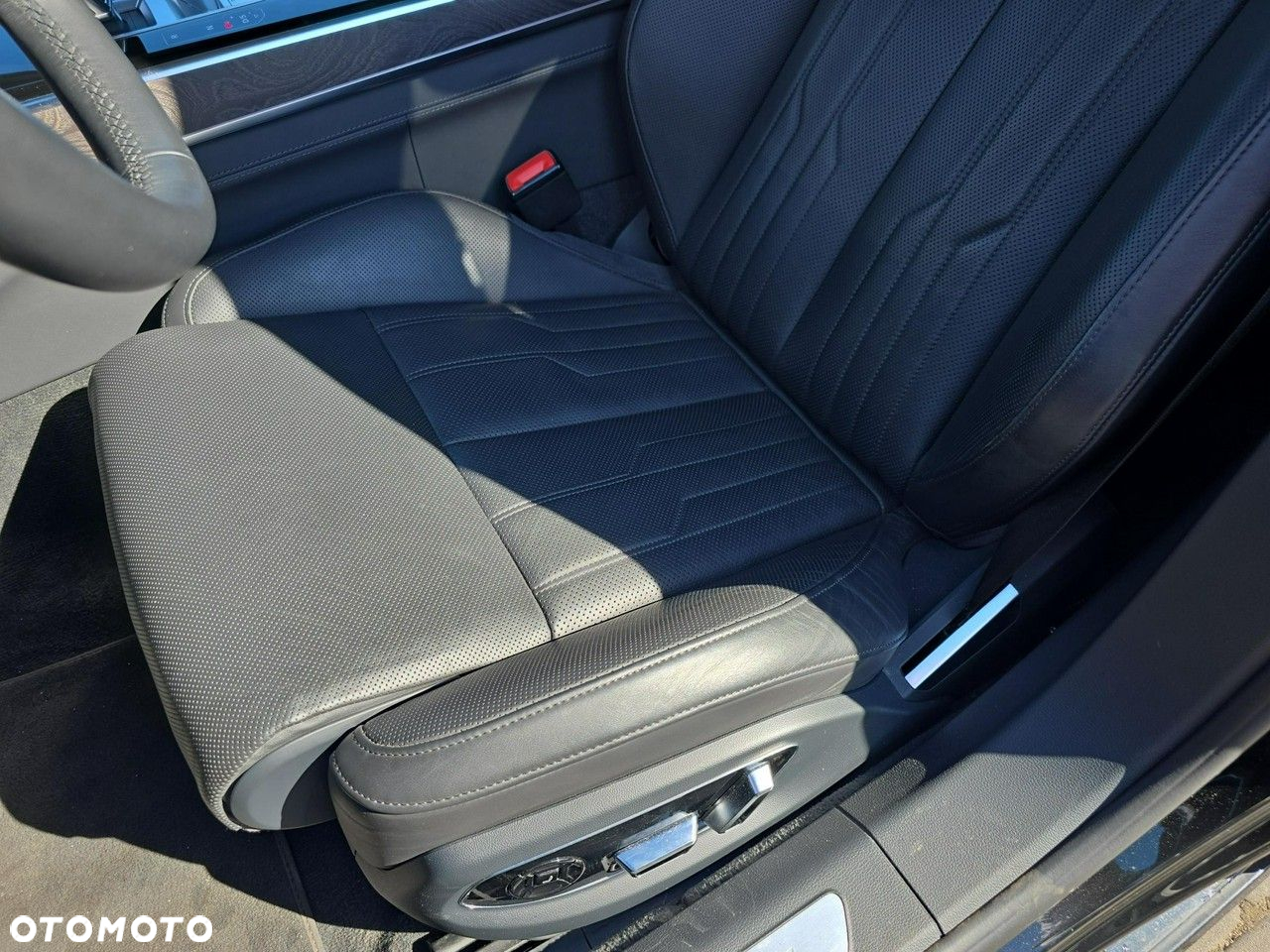 Audi A8 L 50 TDI quattro tiptronic - 12