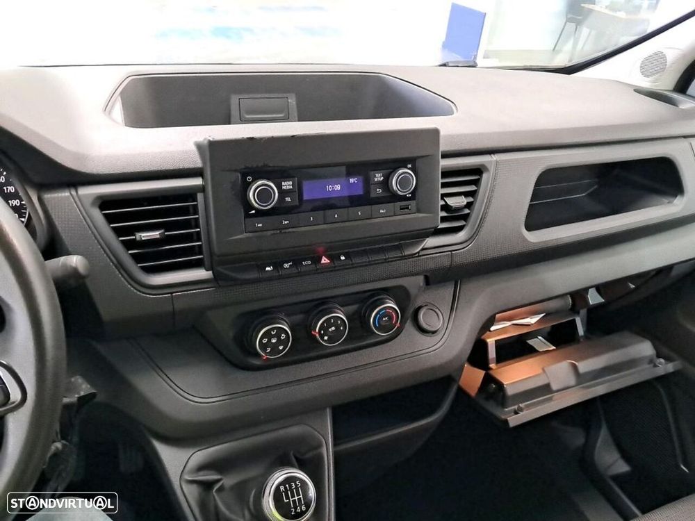 Renault Trafic 2.0 dCi L1H1 - 4