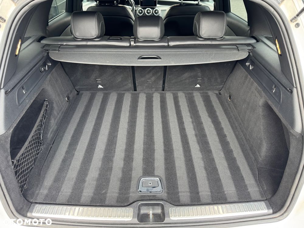 Mercedes-Benz GLC 250 4Matic 9G-TRONIC AMG Line - 30