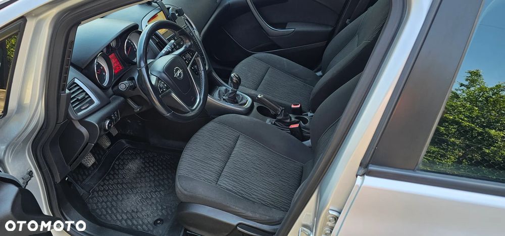 Opel Astra - 11