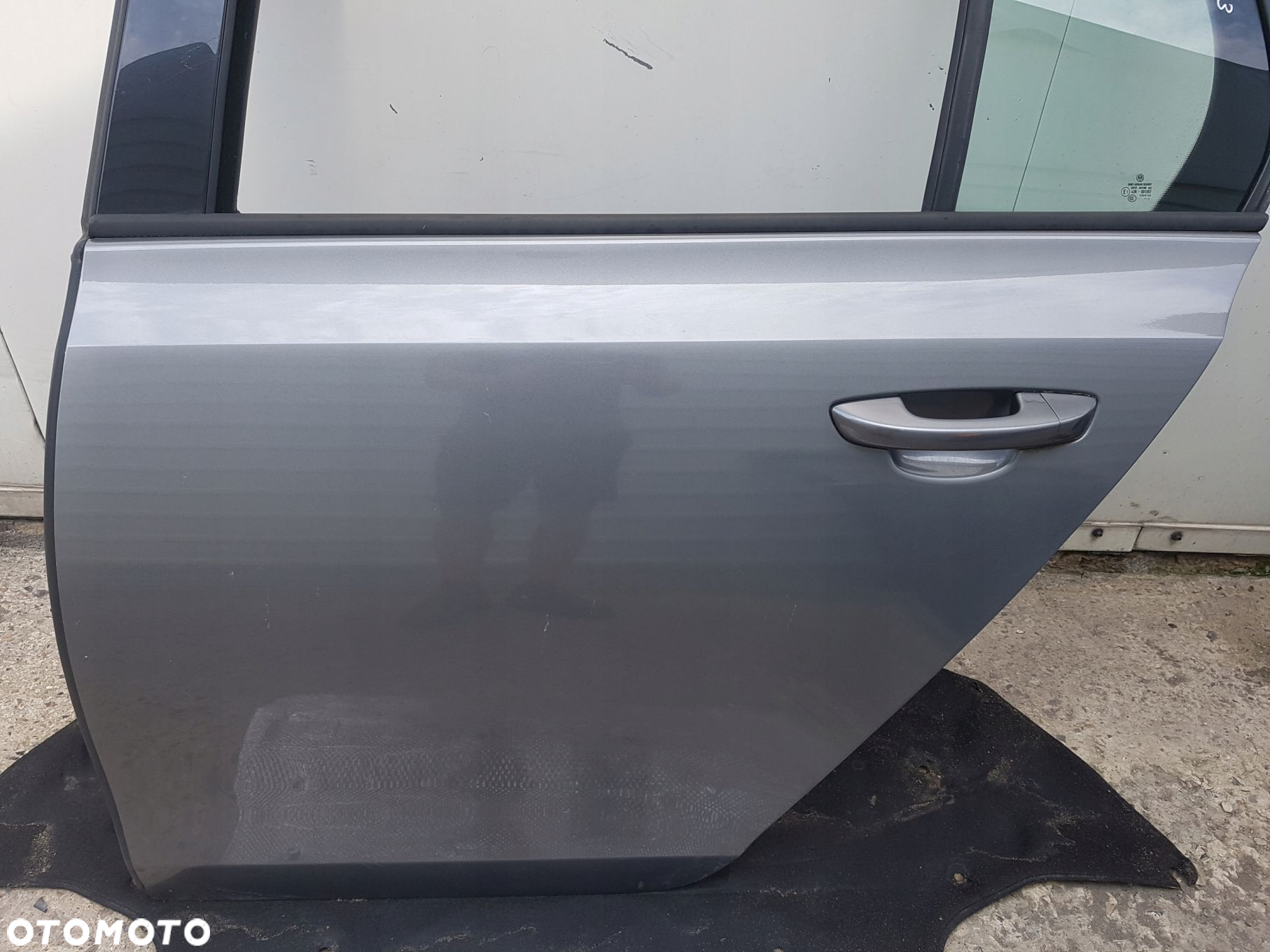 VW GOLF 6 VI 08-13r HB DRZWI LEWE TYŁ LA7T - 2