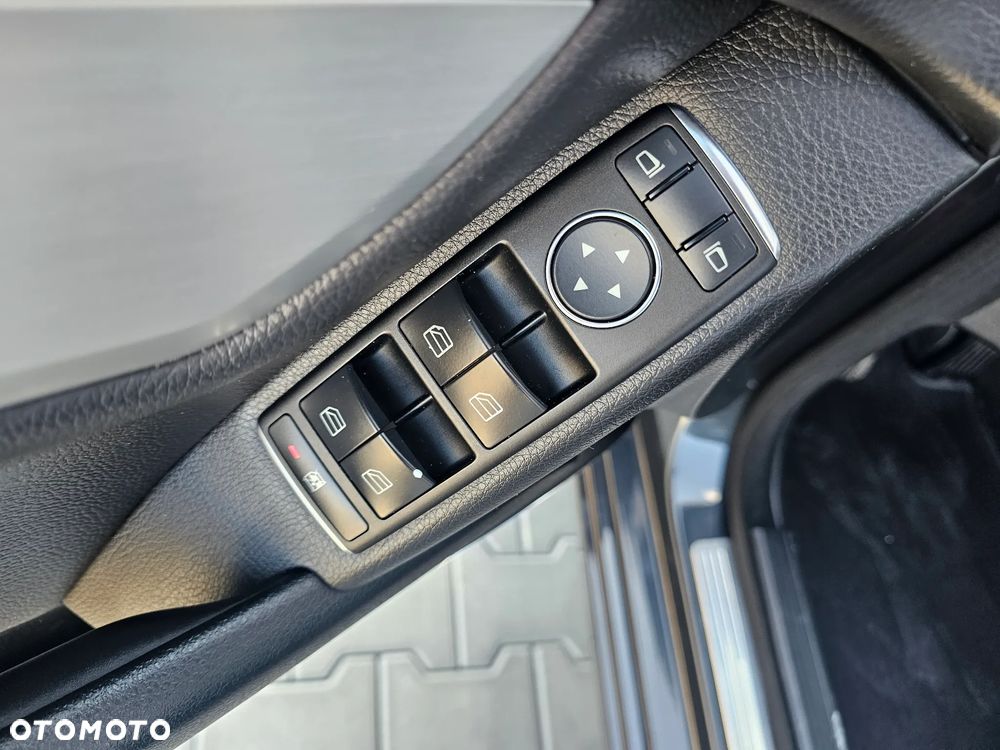 Mercedes-Benz Klasa C 180 CDI 7G-TRONIC Avantgarde Edition - 21