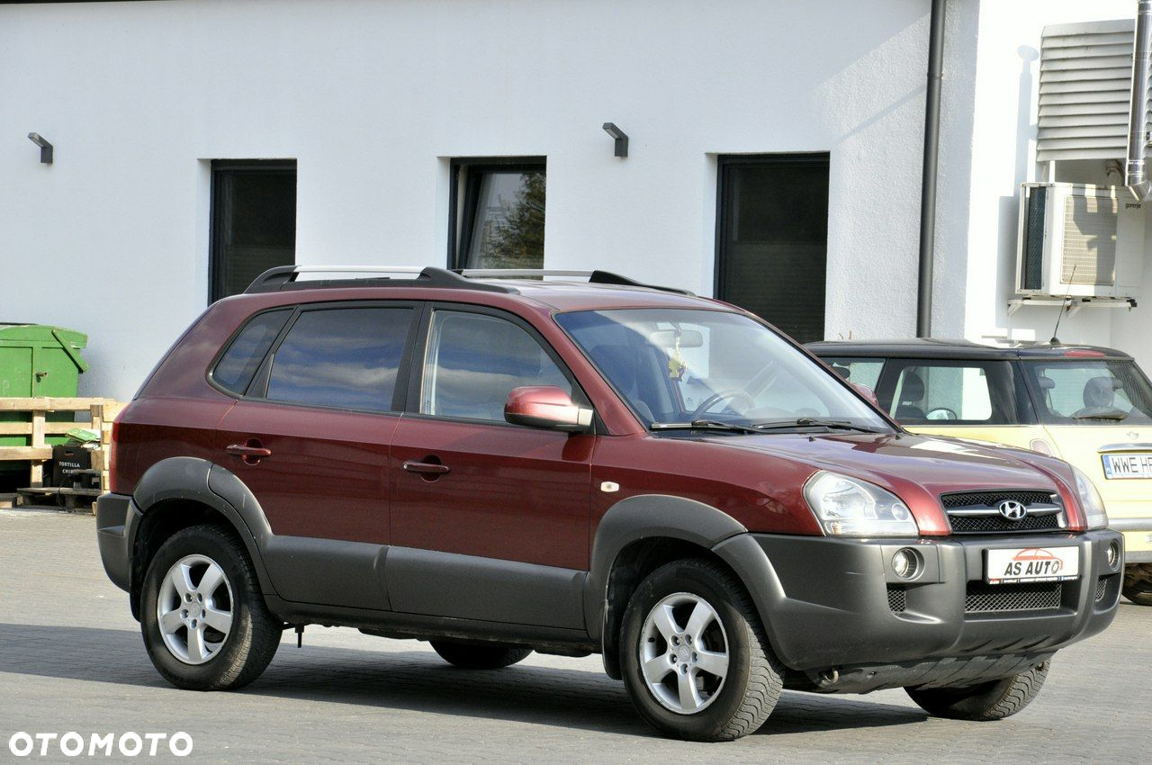 Hyundai Tucson 2.0 2WD GLS - 23